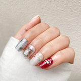 Shimmering Silver With Snowflakes And Christmas Trees Press-On Nails