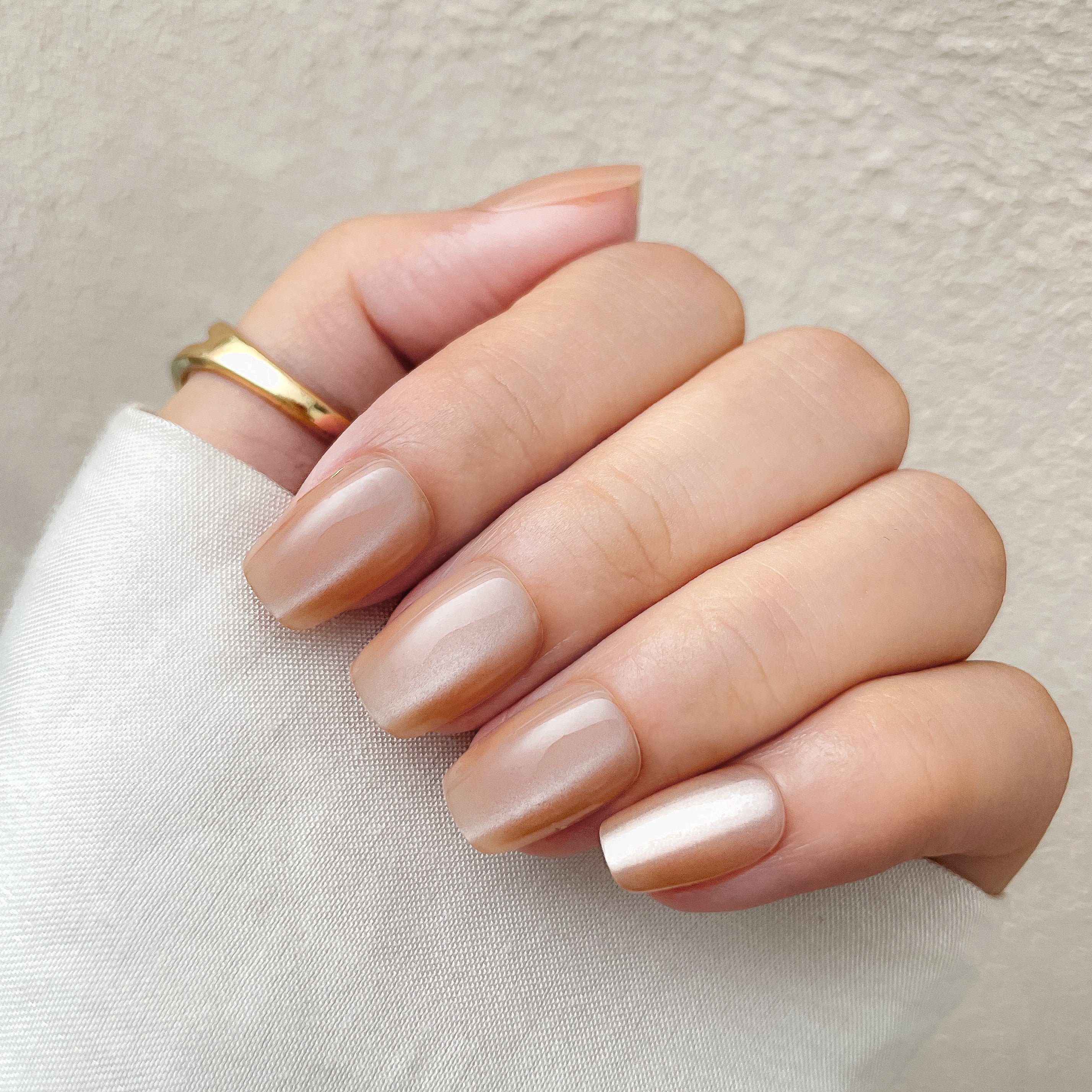 Solid Glossy Nude Brown Press-On Nails
